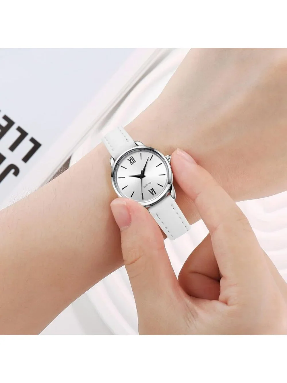 Women's White Analog Quartz Leather Strap Solid Round Minimalist Wrist Watch